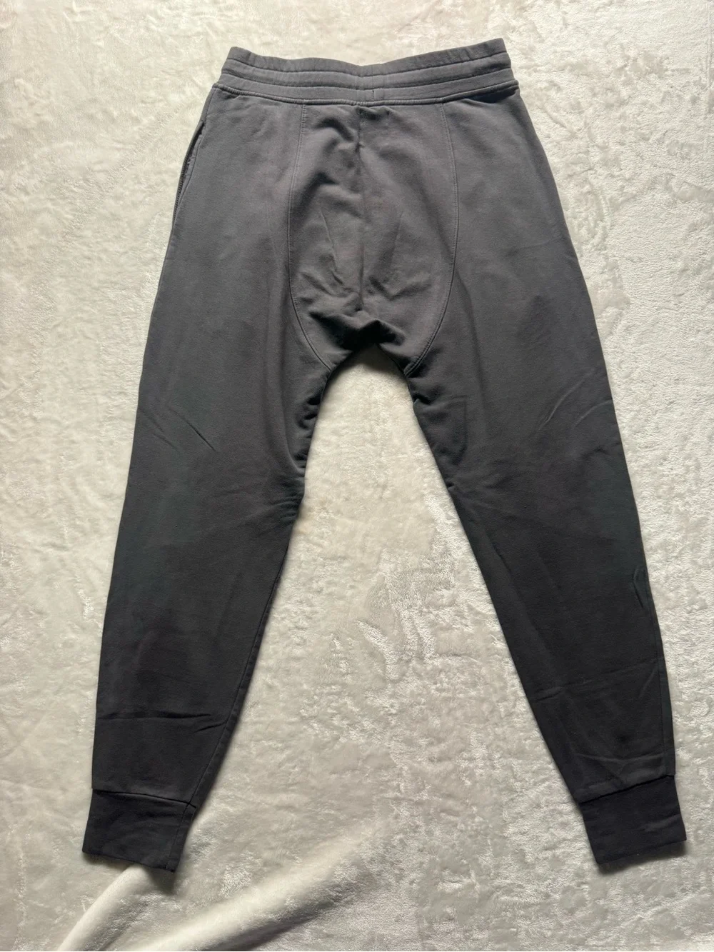 Men’s Gray Tech Fleece Jogger Pants Size M Tapered Athletic Sweatpants